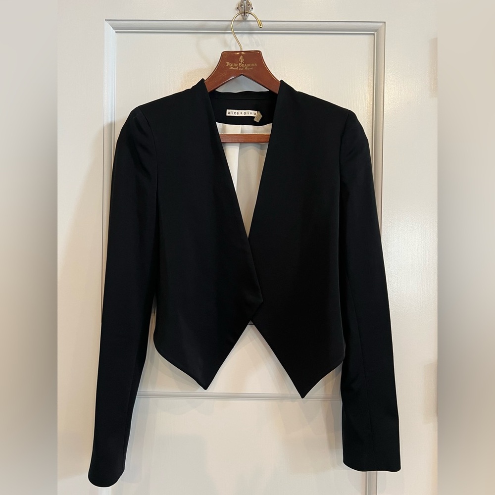 Alice + Olivia Cropped Black Blazer